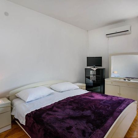 Apartments Mate Balote 54 Krk Dış mekan fotoğraf