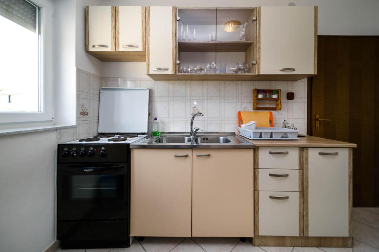 Apartments Mate Balote 54 Krk Dış mekan fotoğraf