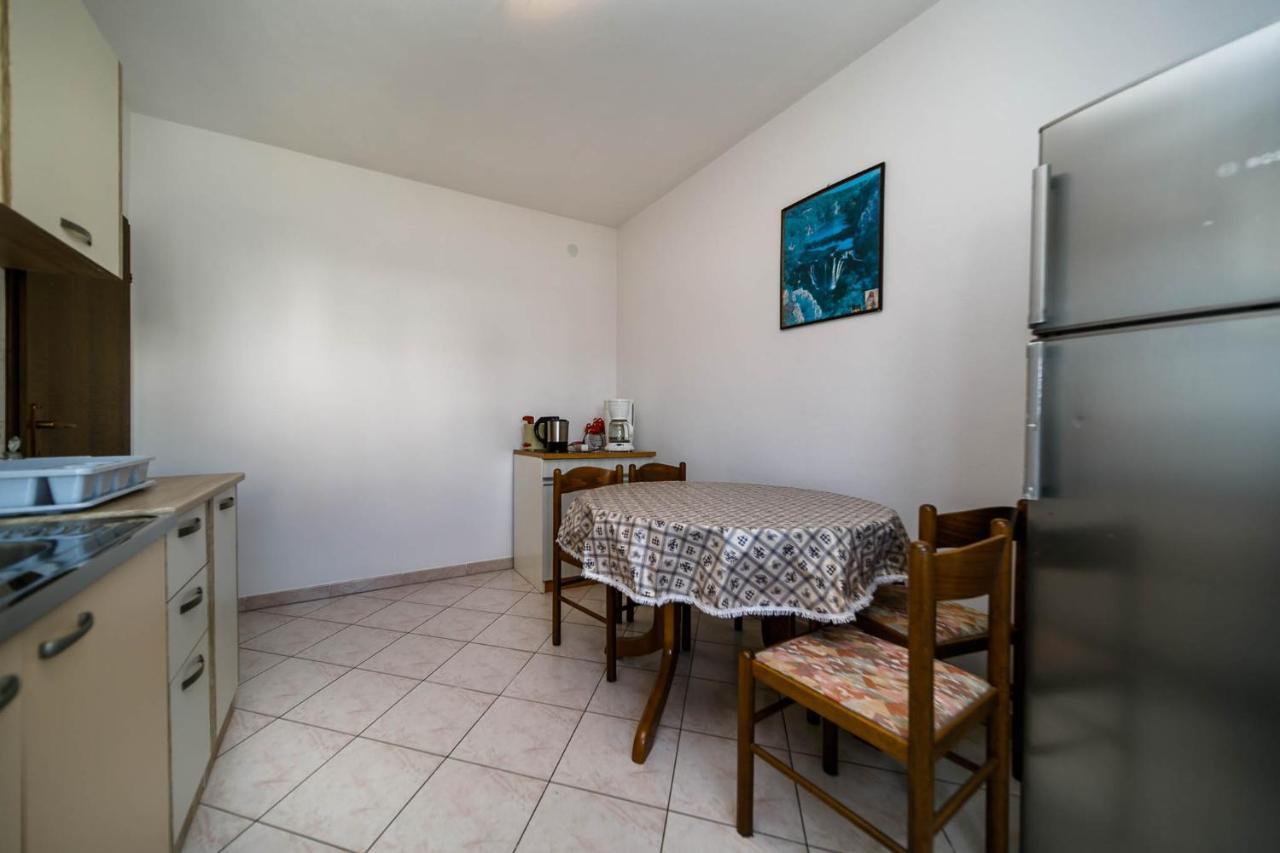 Apartments Mate Balote 54 Krk Dış mekan fotoğraf