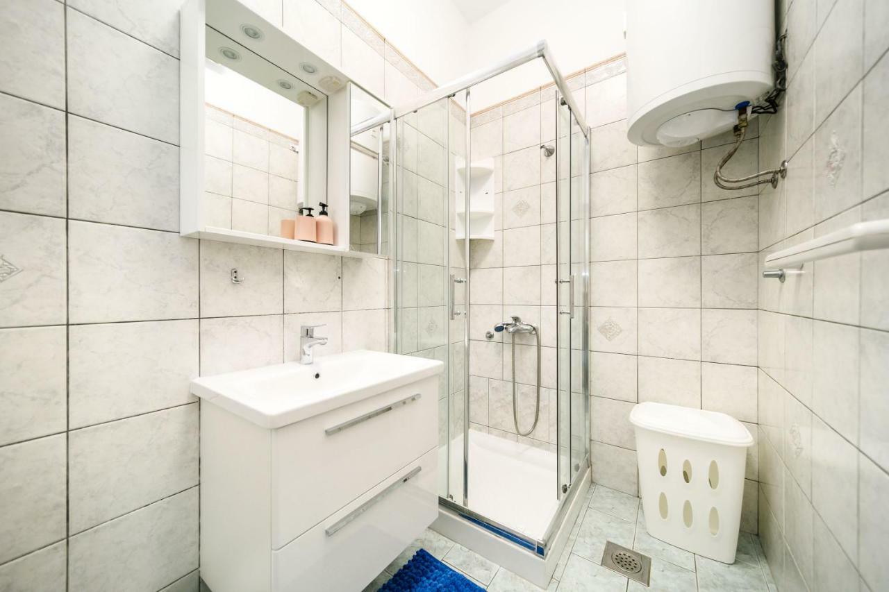 Apartments Mate Balote 54 Krk Dış mekan fotoğraf