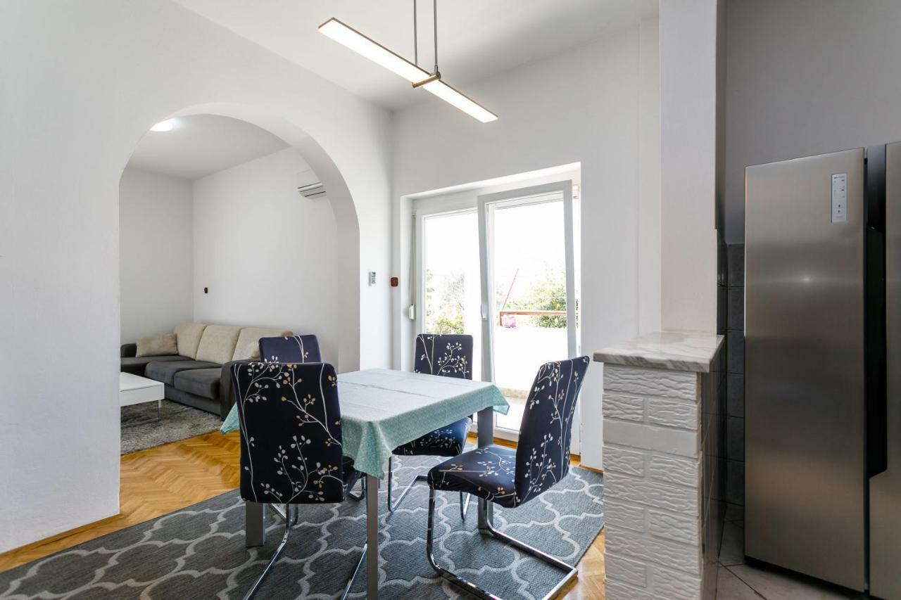 Apartments Mate Balote 54 Krk Dış mekan fotoğraf